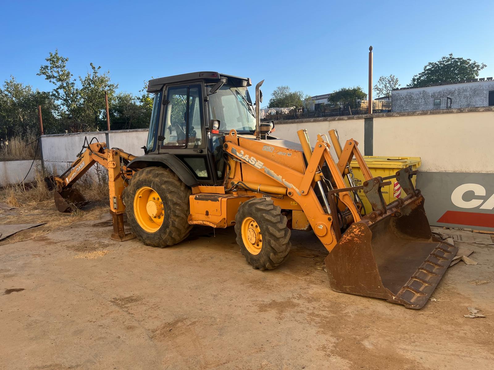 CASE 580 SUPER M